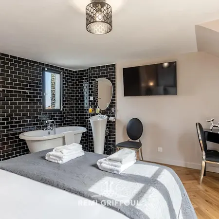 Le Coeur Townhouse Center 4 Guests