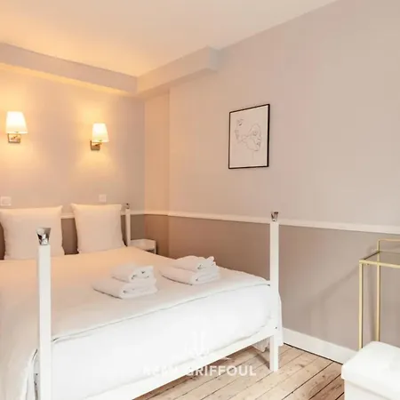 Le Coeur Townhouse Center 4 Guests Holiday home *